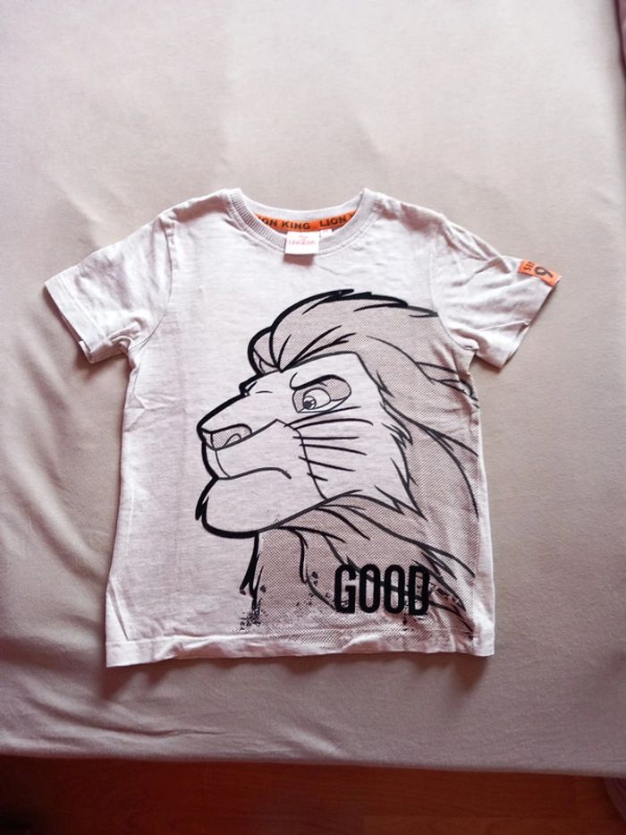2 tee-shirts