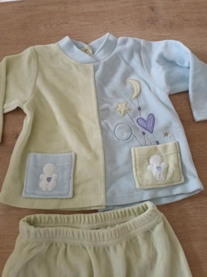 Pyjama 2p 6 mois - photo numéro 2