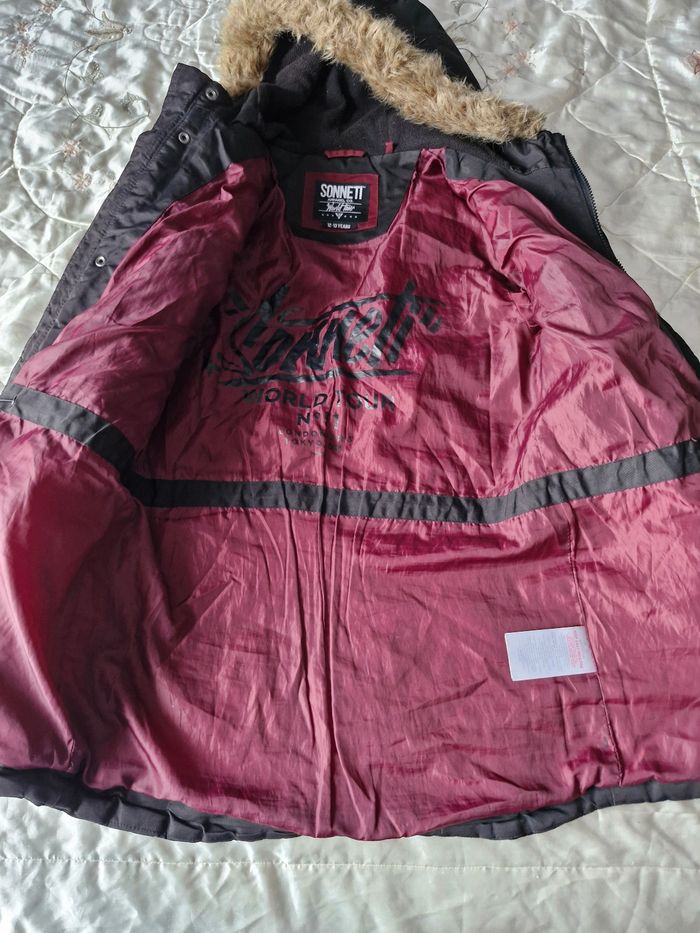 Très beau manteau à capuche multi-poches - photo numéro 2