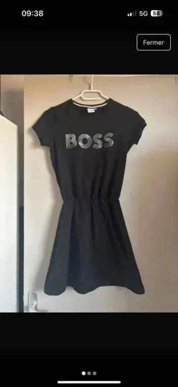 Robe manche courte boss Taille 12 ans état neuf