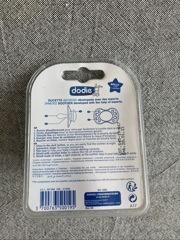 Sucette  Dodie +6mois neuves - photo numéro 2