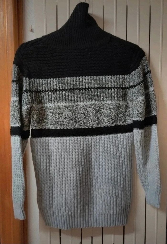 Pull garçon 12 ans - photo numéro 2