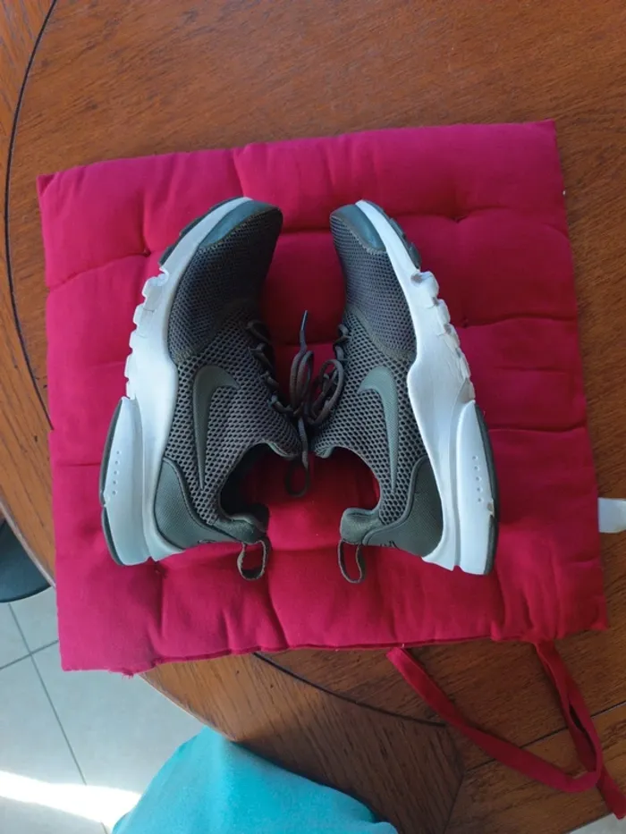 Sneakers kaki Nike 37.5 - photo numéro 5