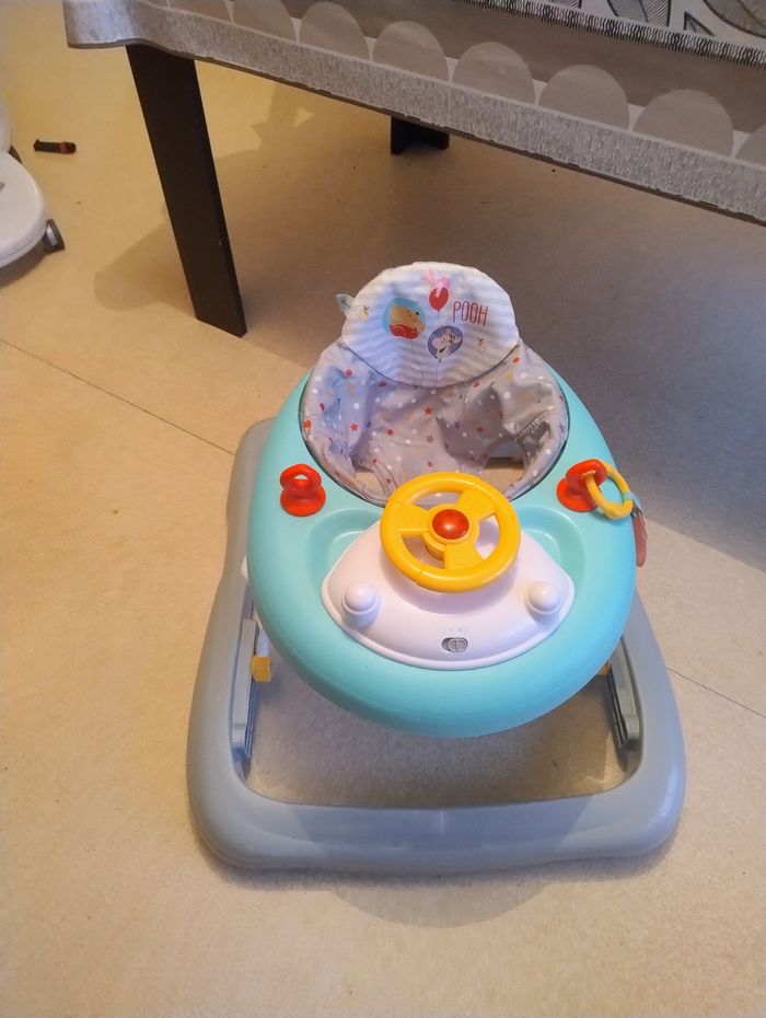 Trotteur Winnie l'ourson - photo numéro 2