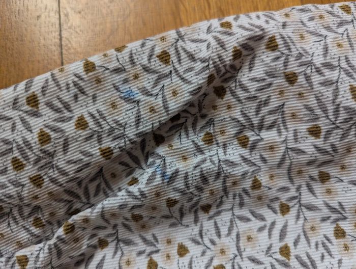 Jupe Cyrillus 8 ans - photo numéro 3