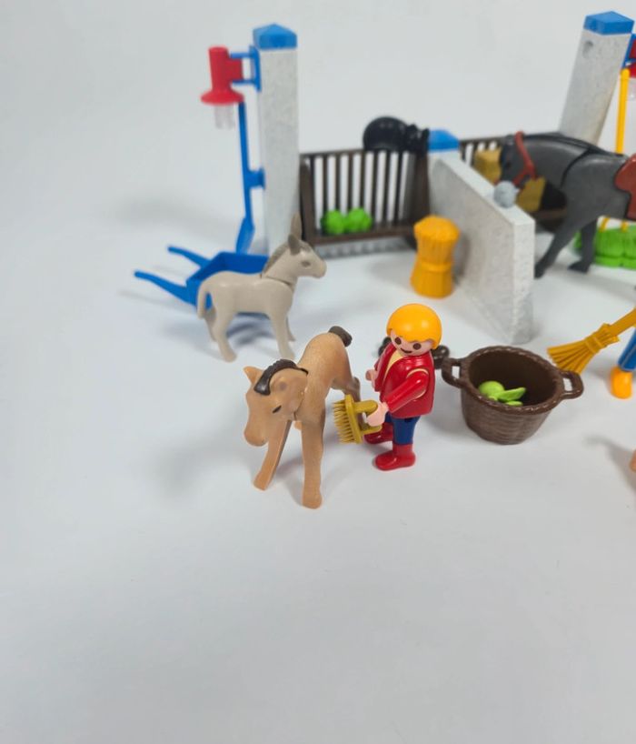 Playmobil centre équestre - photo numéro 5