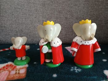 Lot de trois figurines Babar, Céleste et Flora