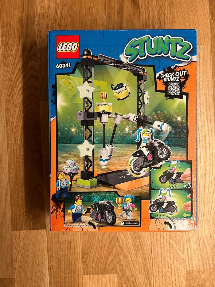 Jeu lego City Stuntz le défi des cascades neuf - photo numéro 2