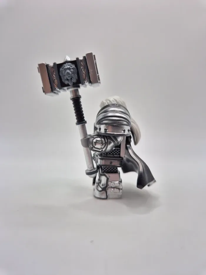 Figurine type lego Arthas World Of Warcraft - photo numéro 2
