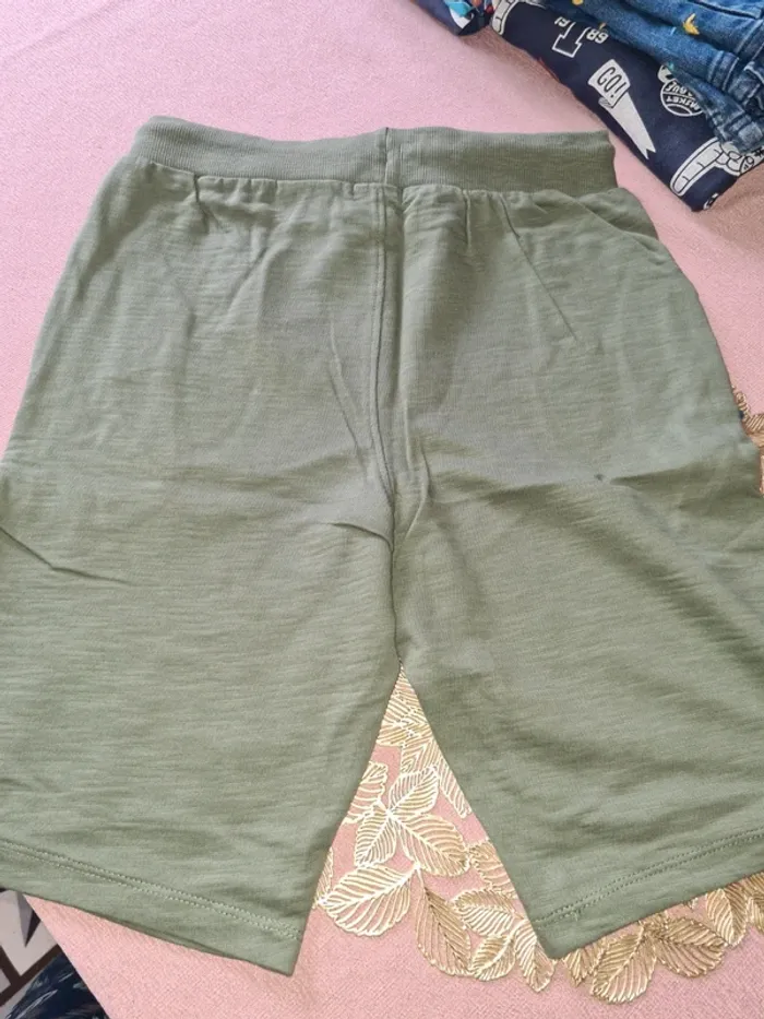 Short en coton neuf dpam 12 ans 🦕🦖 - photo numéro 5