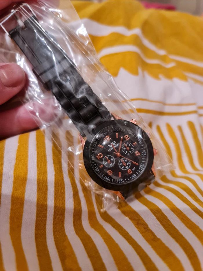Montre femme neuve - photo numéro 4