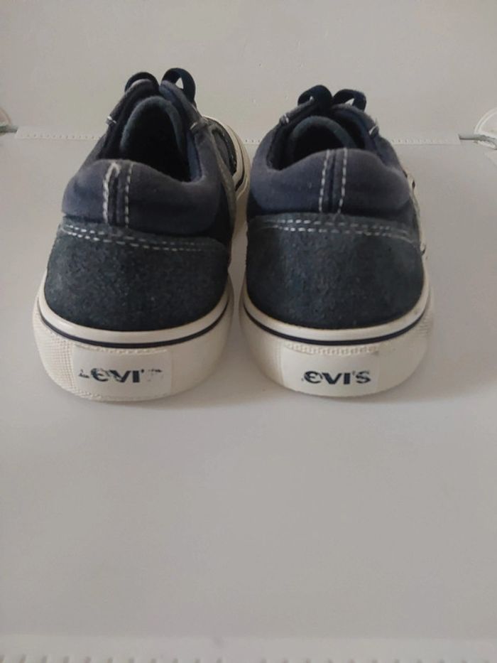 Basket Levi’s garçon pointure 31 - photo numéro 6