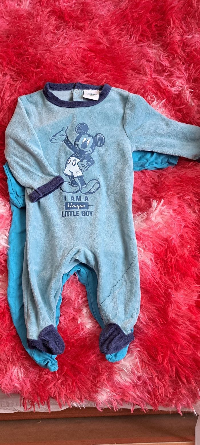 Lot pyjama 0-3 mois - photo numéro 4