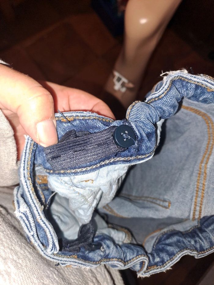 Jean femme taille 42 - photo numéro 3