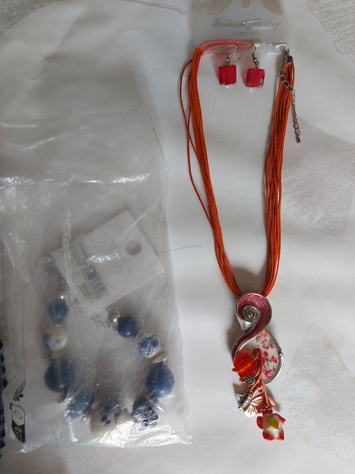 Lot bijoux 3 - photo numéro 4