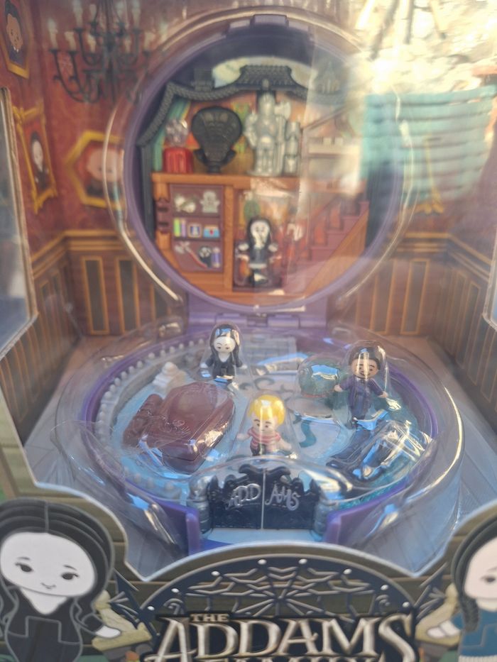 Polly Pocket Coffret Collector -  Edition spéciale La famille Adams - Neuf dans l'emballage - photo numéro 2