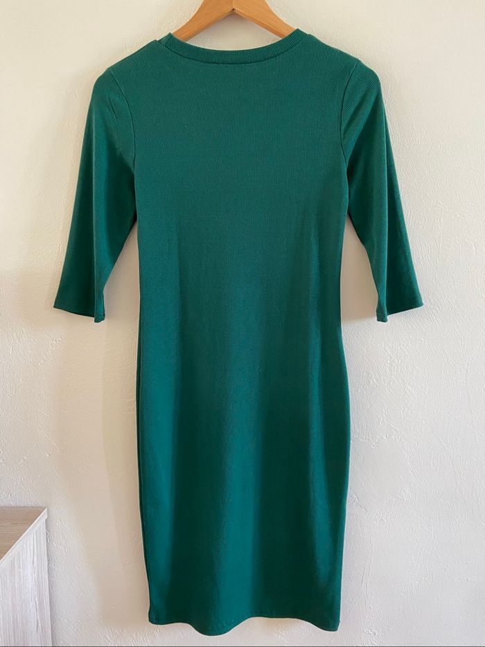 Robe verte - photo numéro 2