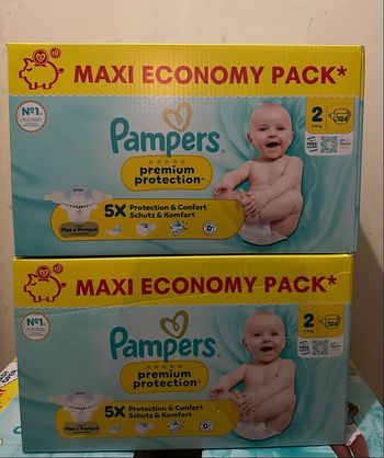 248 couches Pampers Premium protection T2 