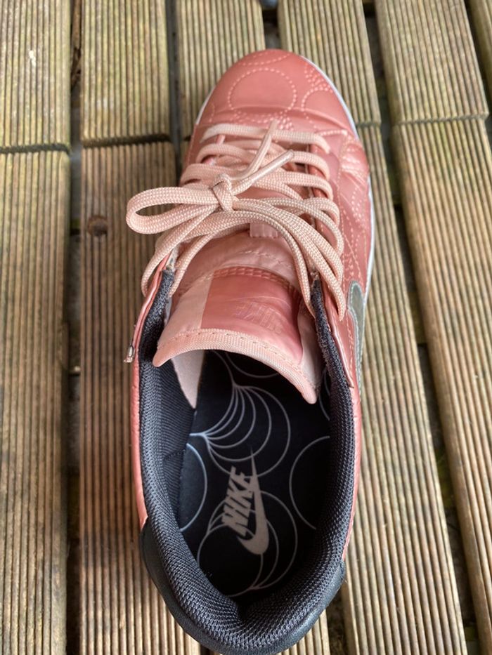 NIke Tennis Classic Metallic rose gold 🌸 Pt 40 - photo numéro 9