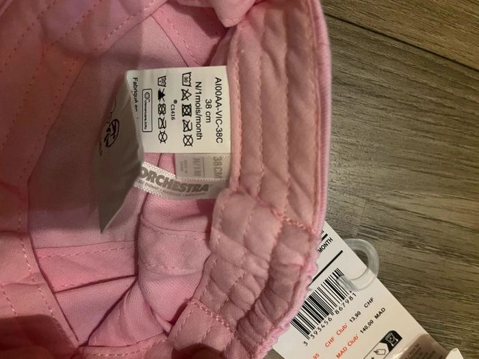 Casquette rose taille 0 / 3 mois - photo numéro 2