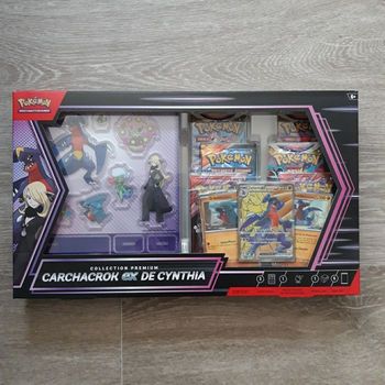 Coffret Pokémon Collection Premium Carchacrok EX de Cynthia NEUF