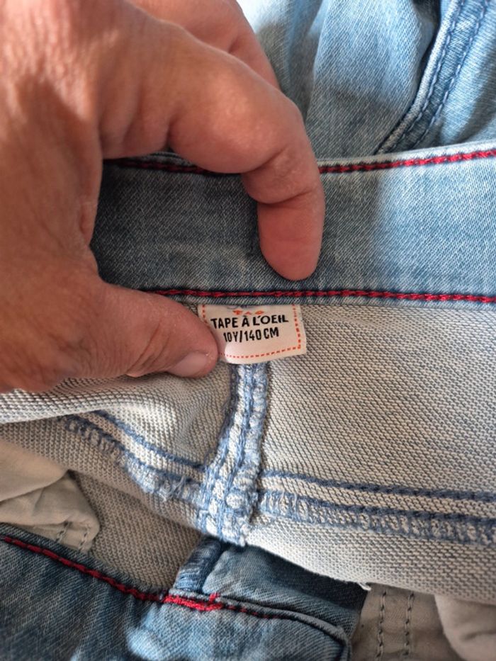 Short en jeans tape a l oeil - photo numéro 3