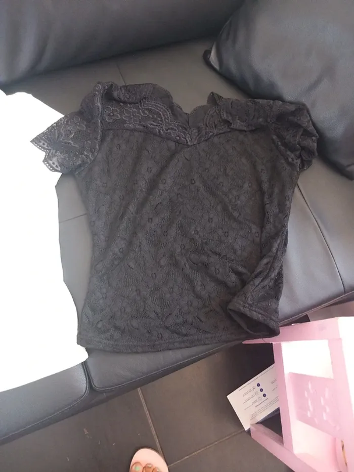 Lot tee-shirt taille M (petit) neuf - photo numéro 2