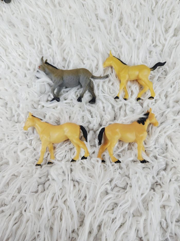 Lot de 28 figurines animaux de la Ferme marque Oxybul - photo numéro 7