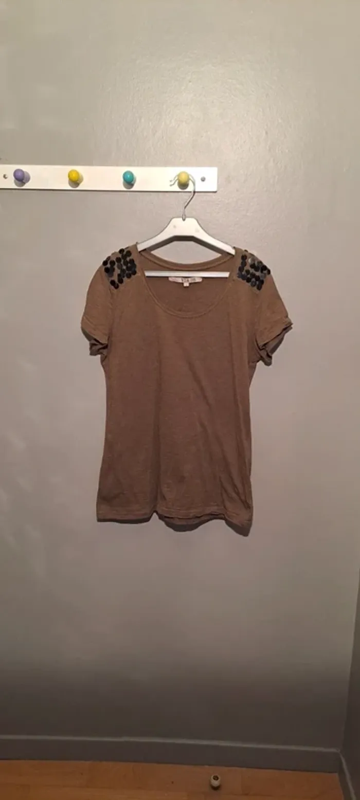 T Shirt marron/kaki - Marque Via 28 - Taille 40 - Bon état. - photo numéro 2