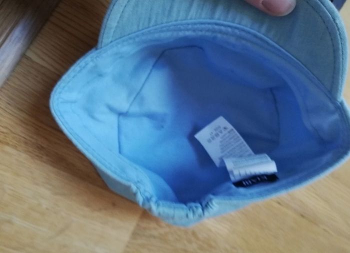 Casquette bleu - photo numéro 2