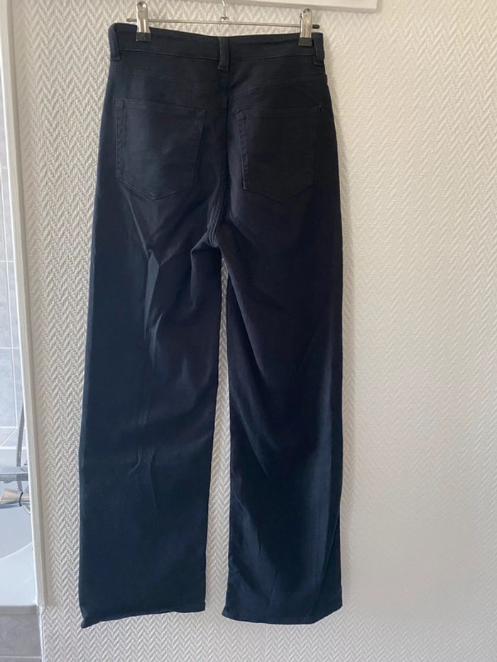 Jeans noir jambes larges H&M 34 - photo numéro 2