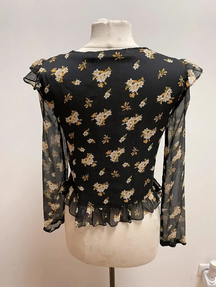Superbe Blouse Zara neuve 🌸 XS 34 - photo numéro 5