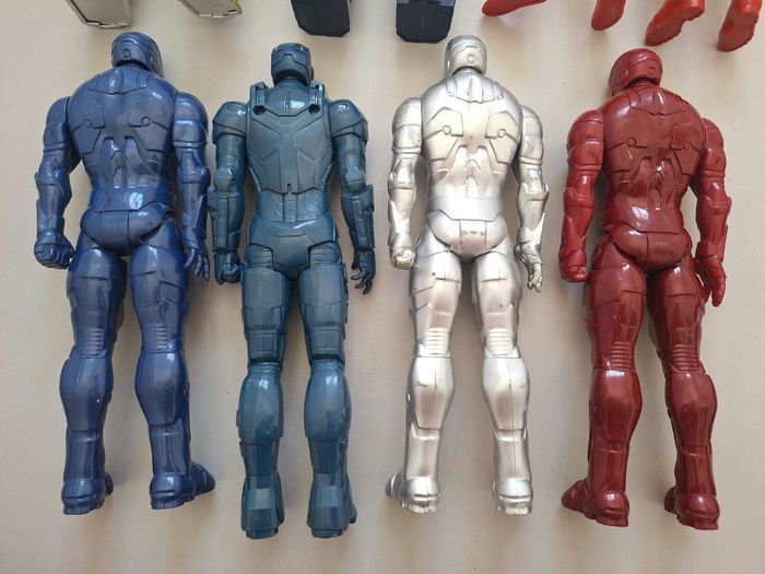 Lot 8 figurines marvel avenger Transformers - photo numéro 4