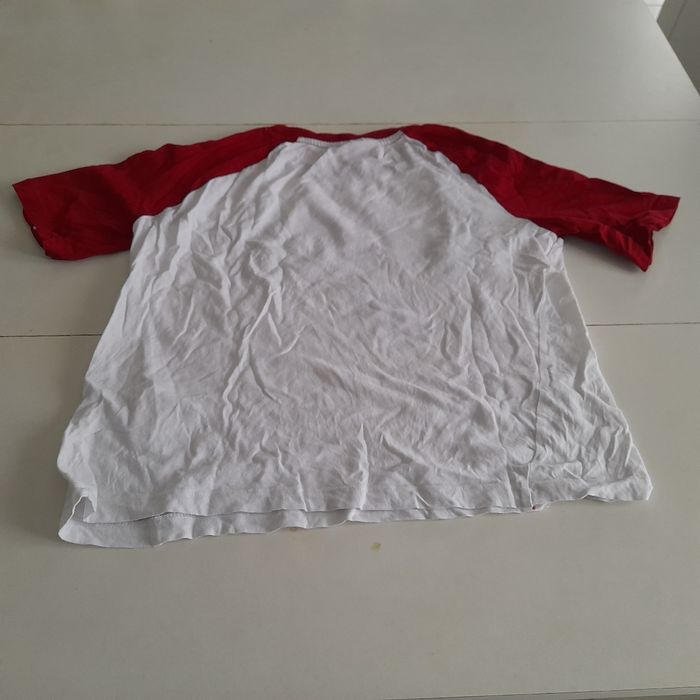 Tee shirt avec inscription - photo numéro 3