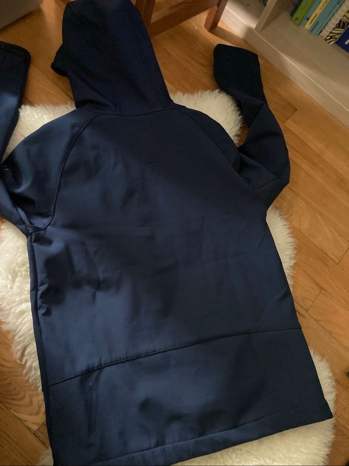 Veste à capuche, coupe-vent, Bermudes - photo numéro 7