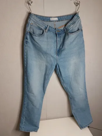 Jean bleu ciel "Primark"
