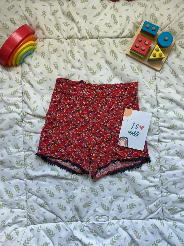 short rouge fleuri 10 ans influx