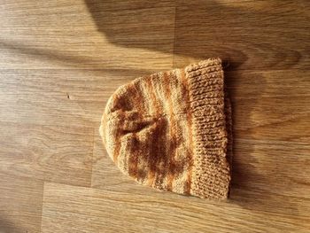 Bonnet en laine fait main - 3 mois