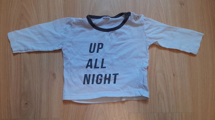 T-shirt up all night taille 6 mois