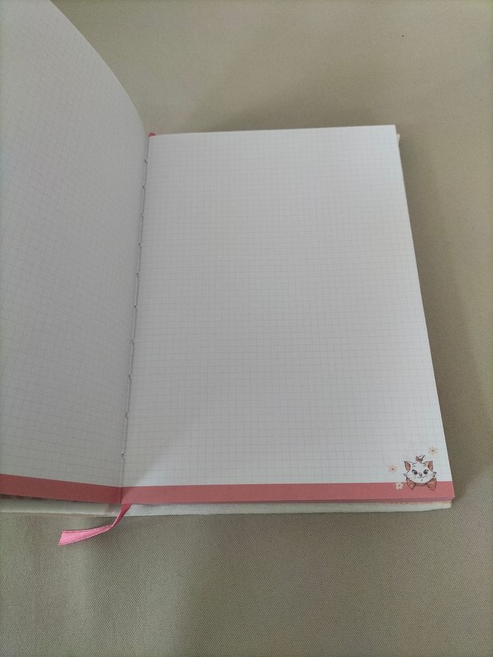 🤍 Notebook A5 Marie pelucheux - Aristochats - Disney - Neuf 🤍 - photo numéro 4