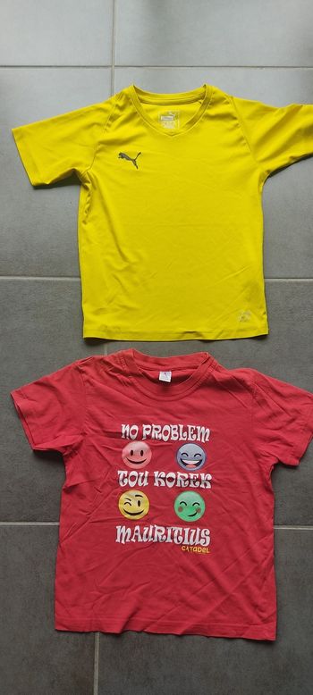 Lot 2 Tshirts 7/8 ans
