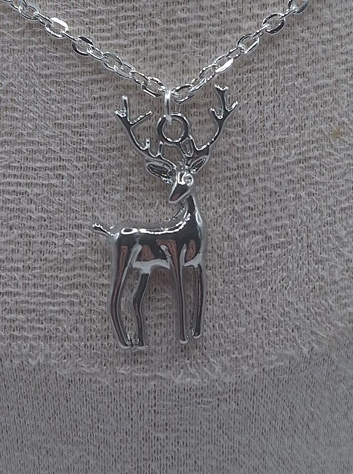 Collier cerf - photo numéro 2