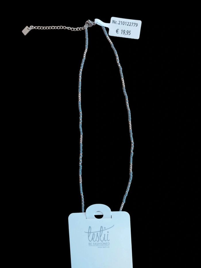 Collier de perles neuf avec étiquette-leslii