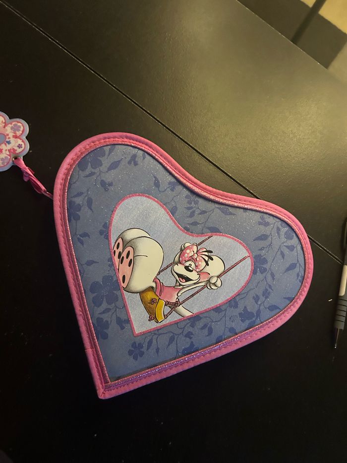 Trousse Didll avec crayons de couleurs et règle