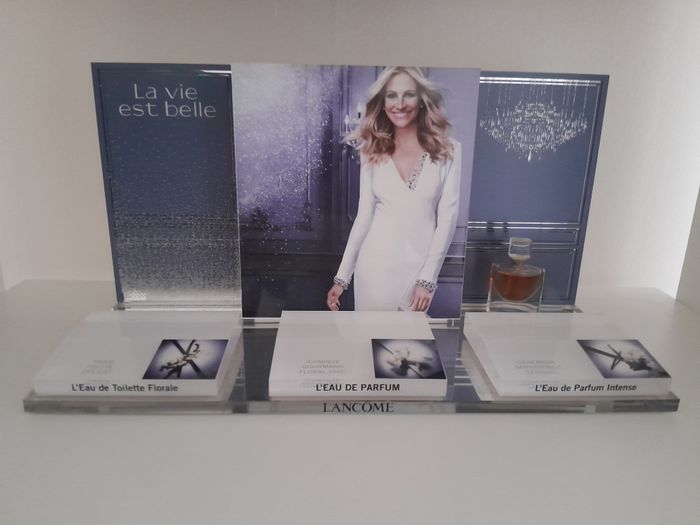 Parfum Lancôme avec Présentoir - photo numéro 8
