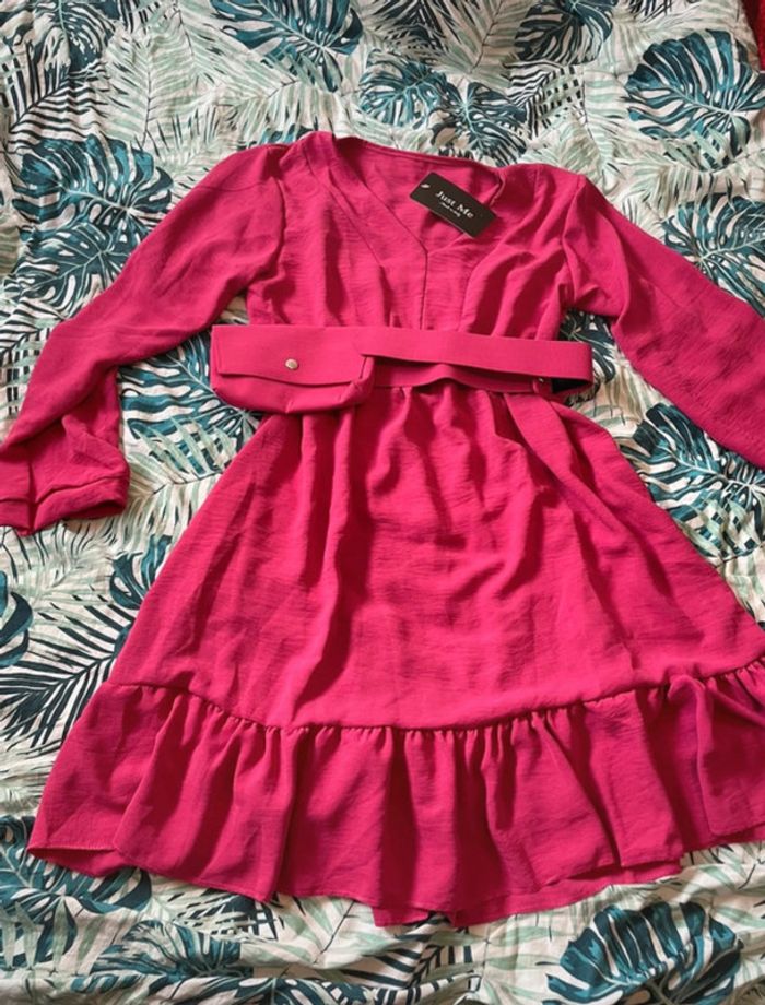 Robe rose avec sa pochette à la ceinture 36/38 - photo numéro 4