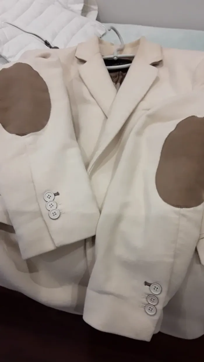Veste zara ,taille L, mais plutôt correspond à un 38 - photo numéro 6