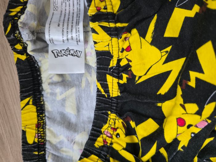 PYJAMA SHORT 2 PIÈCES TEE-SHIRT ET SHORT POKEMON TAILLE 8ANS - photo numéro 6