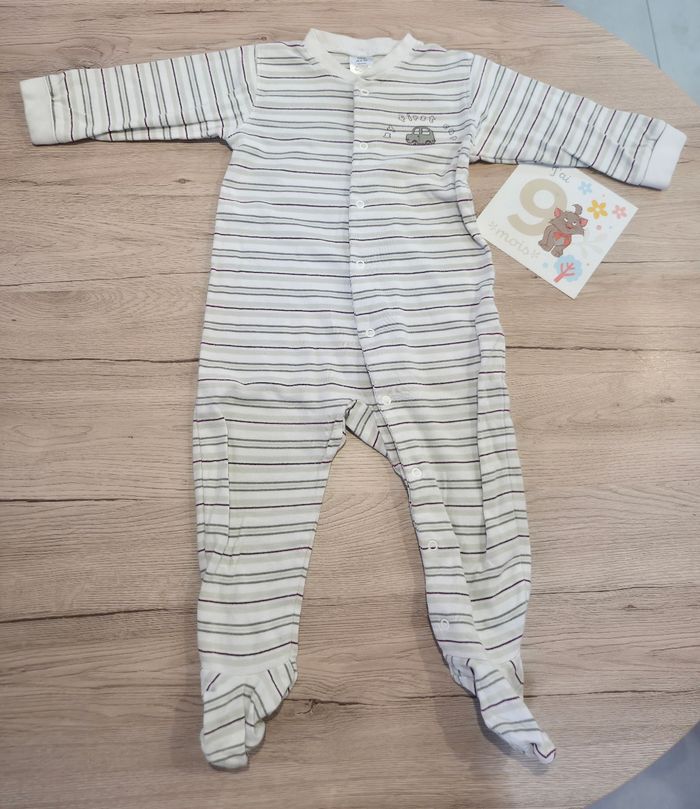 Pyjama une pièce ouverture sur l'avant par boutons pressions, H&M, 9-12 mois 80 cm