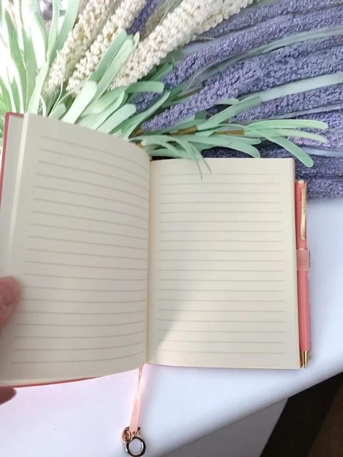 Carnet et stylo bille Cacharel - photo numéro 6
